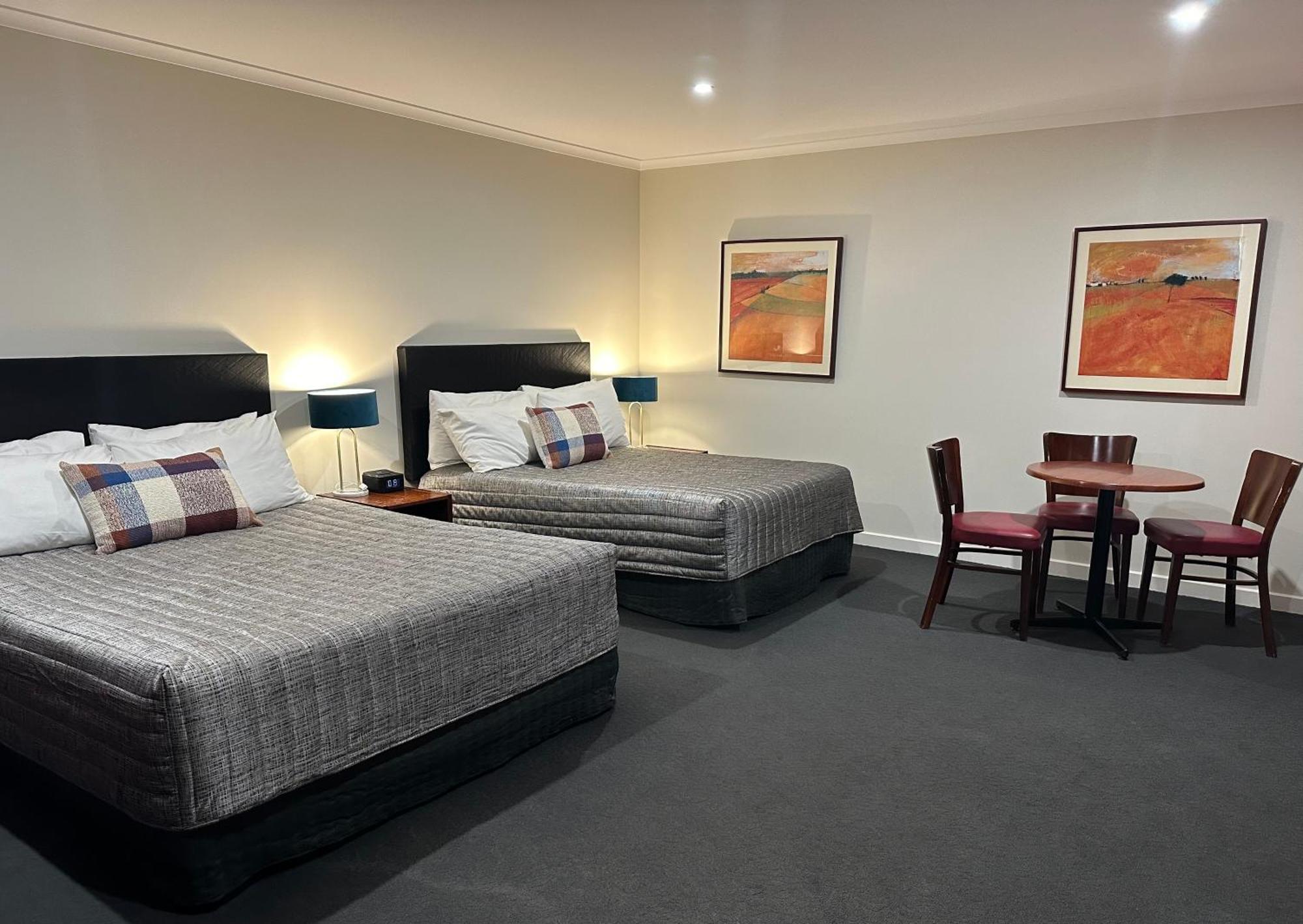 Westland Hotel Motel 화이앨라 외부 사진